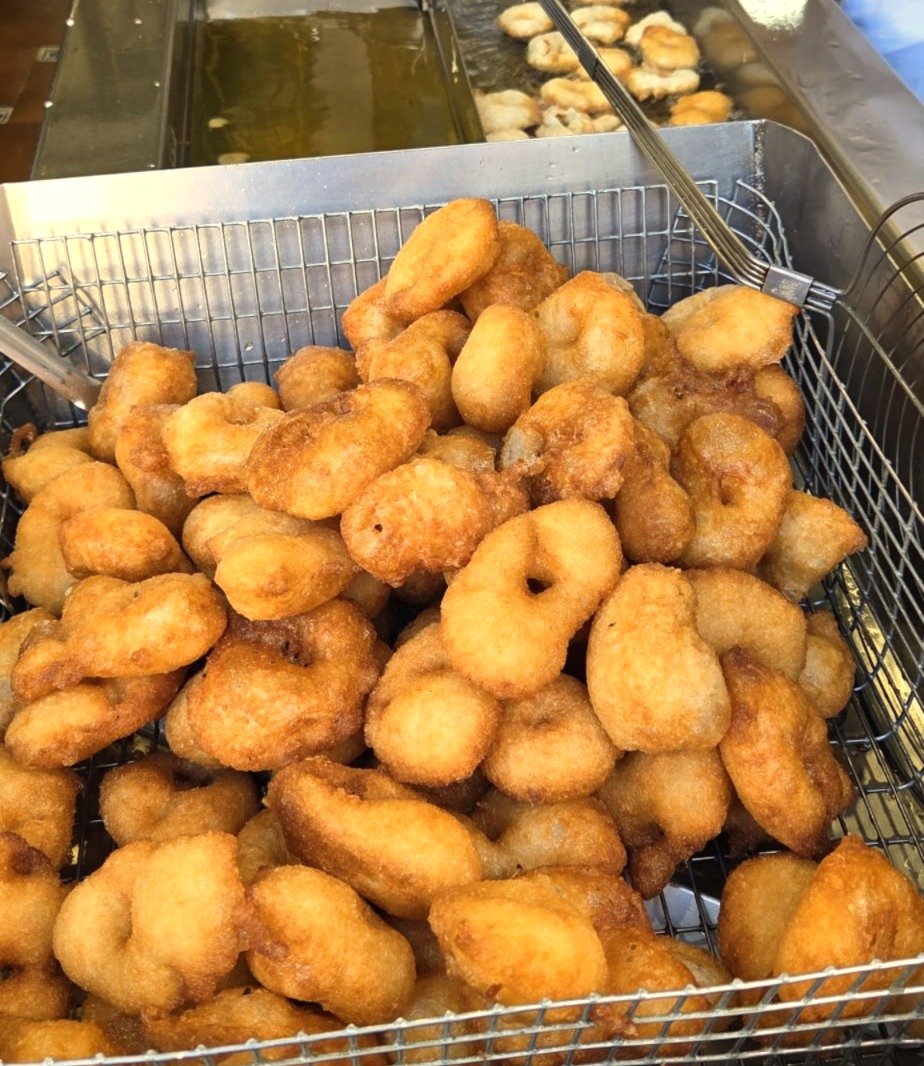 İzmir’de Lokma, Valensiya’da Buñuelo: Aynı Sahne Neden Tanıdık Gelir?